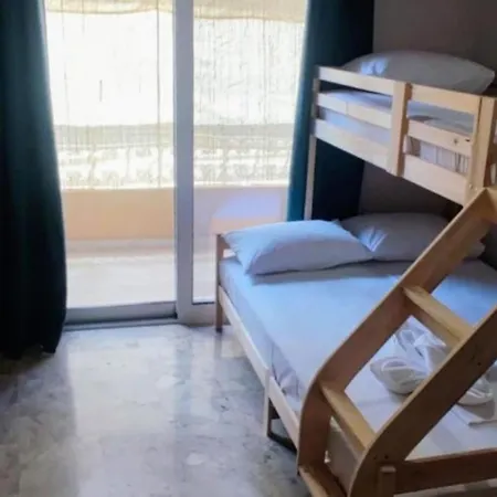 Family In Апартаменты